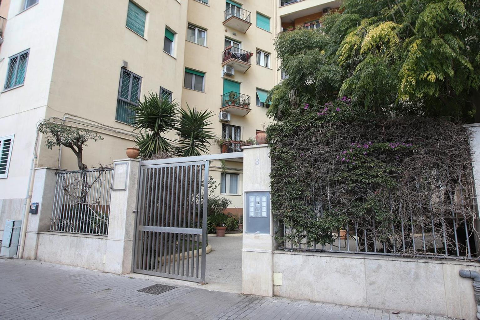 Erminia Suite Napoli Esterno foto
