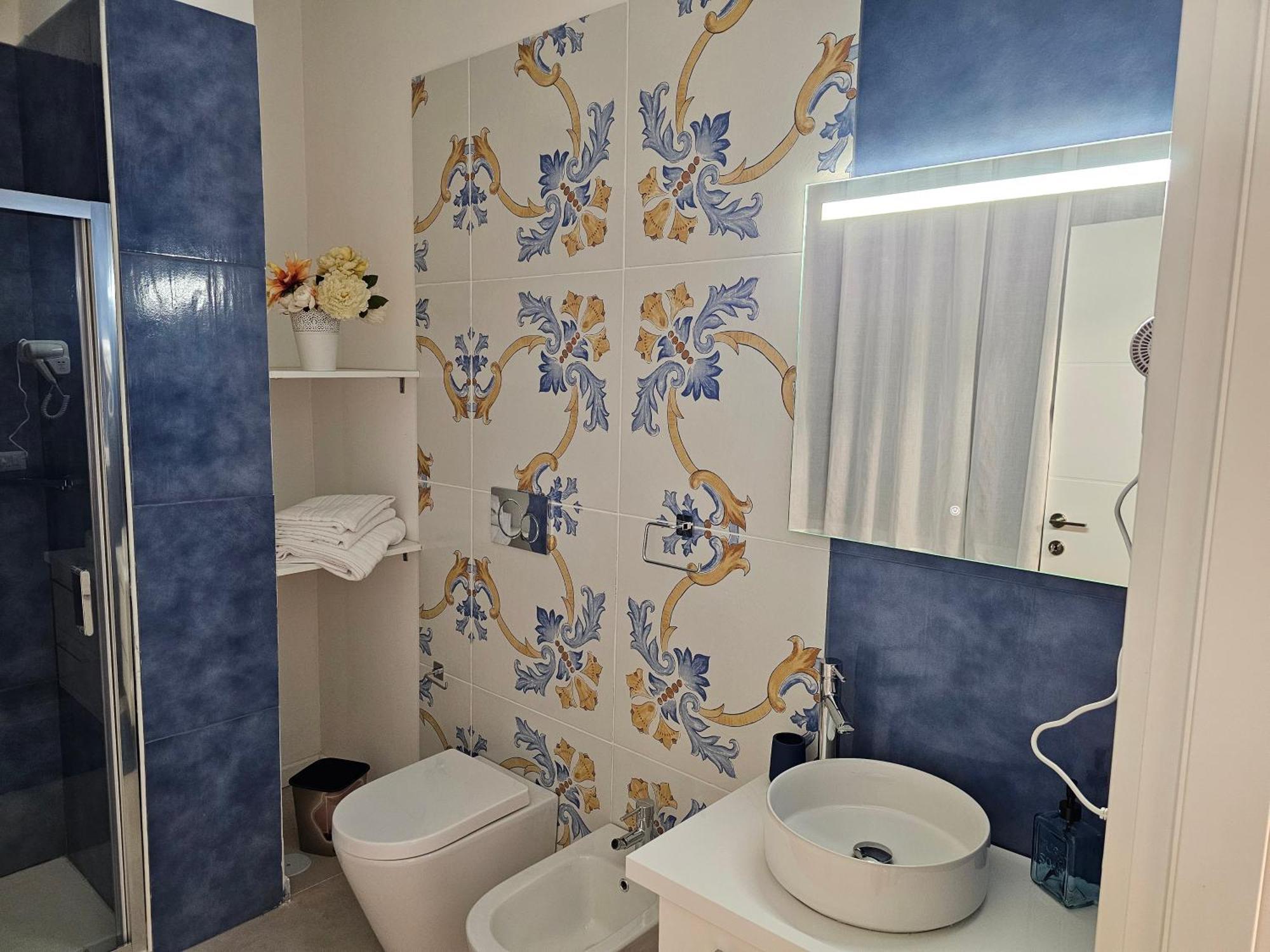 Erminia Suite Napoli Esterno foto