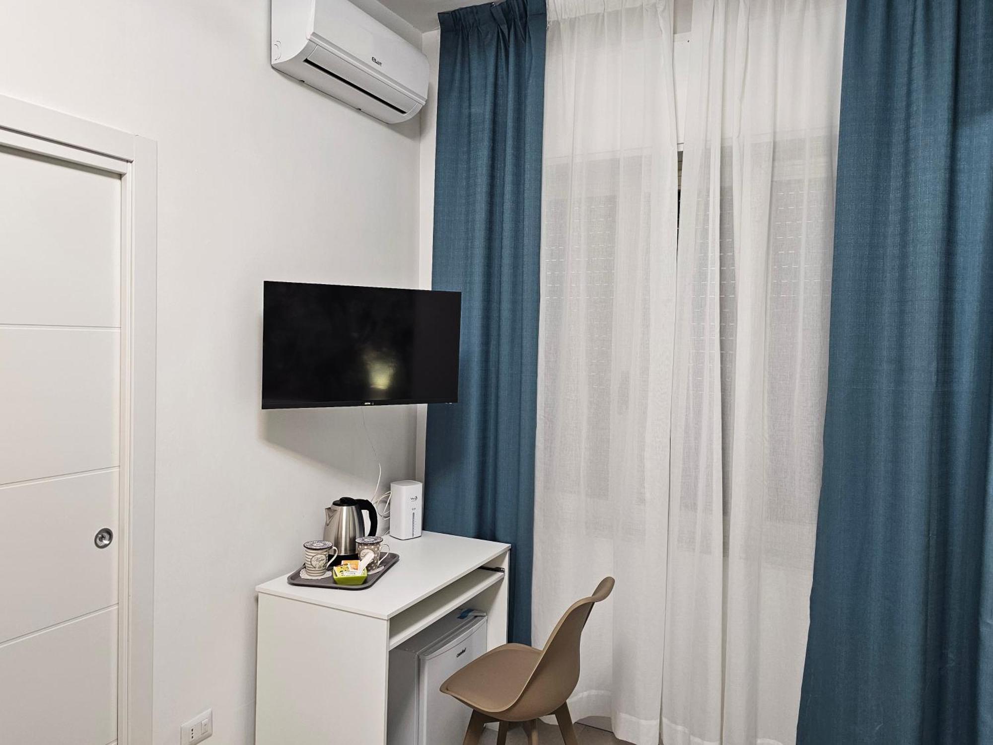 Erminia Suite Napoli Esterno foto