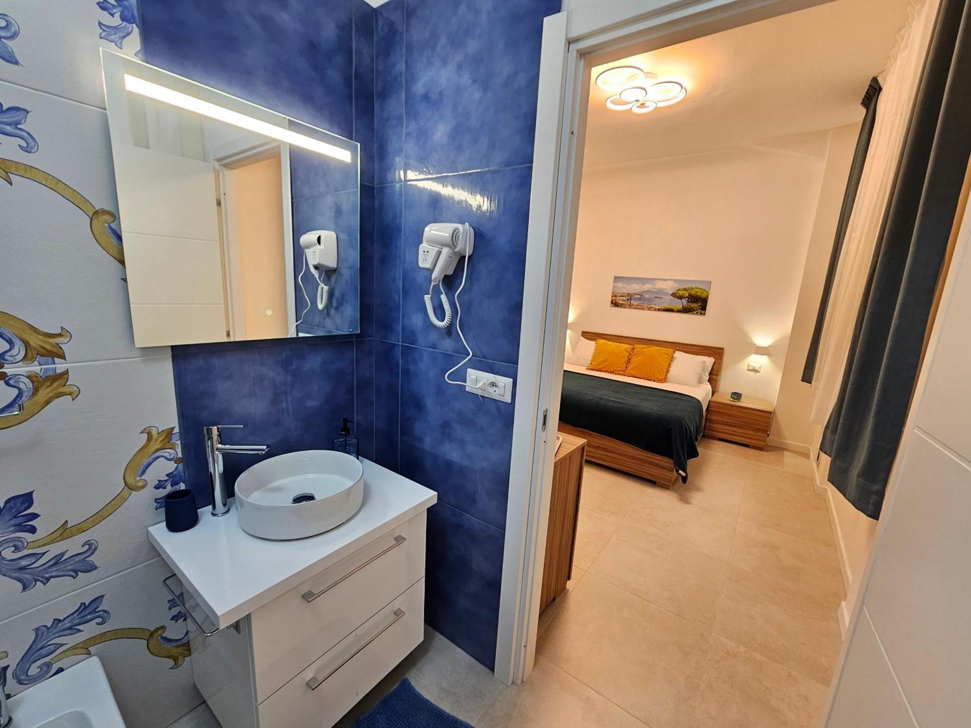 Erminia Suite Napoli Esterno foto