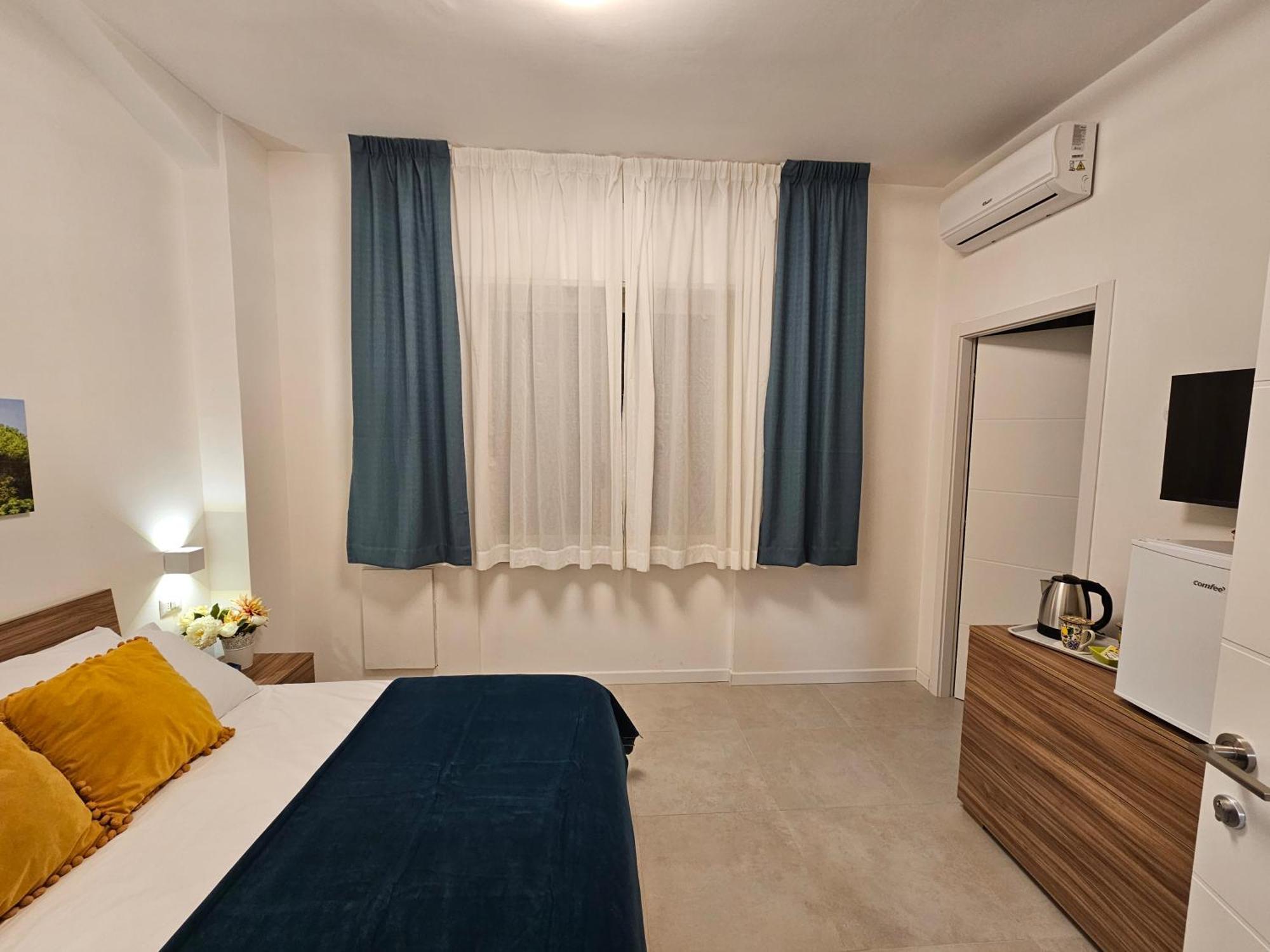 Erminia Suite Napoli Esterno foto